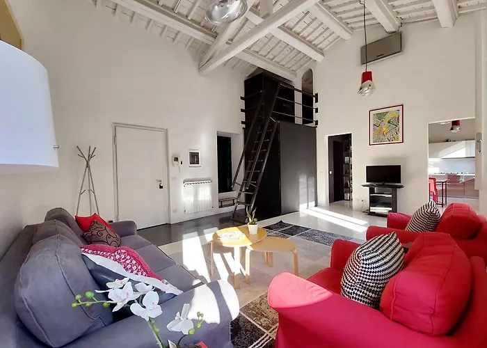 Trastevere Design Loft - My Extra Home